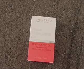 유니베르소 로즈힙 오일 15ml — 4점을 준 리뷰어가 2021년 7월 올린 사용 사진