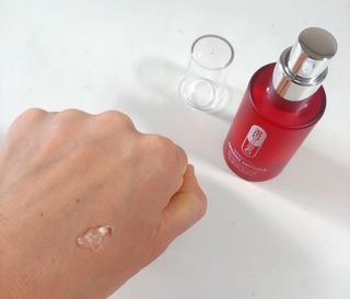 레드투래드 센서티브 어메이징 앰플 30ml — 5점을 준 리뷰어가 2021년 11월 올린 사용 사진