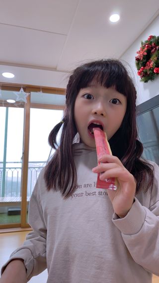 다나음 셀렌에 빠진 아연면역젤리 열대과일맛+사과맛 — 3.5점을 준 리뷰어가 2021년 4월 올린 사용 사진