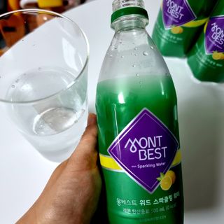 몽베스트 Montbest with Sparkling water Lemon OR Lime 20병(랜덤) — 5점을 준 리뷰어가 2021년 10월 올린 사용 사진