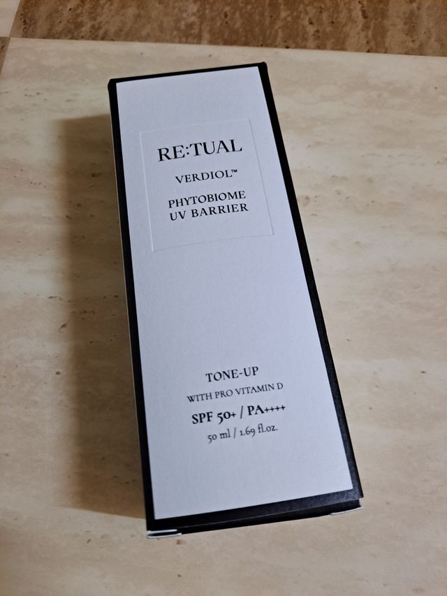 레츄얼 피토바이옴 유브이 베리어 톤업 선크림 (50ml) 리뷰 사진