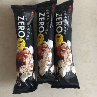 ZERO (초콜릿 칩 쿠키, 카카오 케이크, 후르츠 젤리, 아이스 콜라, 아이스 초코바) — 5점을 준 리뷰어가 2022년 6월 올린 사용 사진