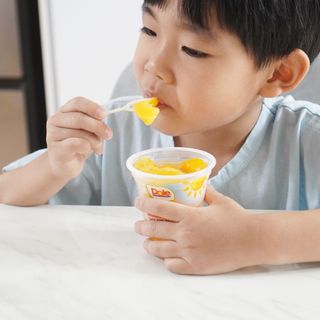 돌 MF[Dole] 파인애플컵/망고컵/복숭아컵 198g 6입X1박스 (맛 1가지 랜덤 발송) — 5점을 준 리뷰어가 2023년 6월 올린 사용 사진