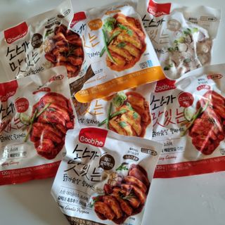 굽네몰 [굽네] 소스가 맛있는 닭가슴살 슬라이스 4종 — 5점을 준 리뷰어가 2021년 5월 올린 사용 사진
