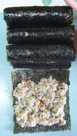 해풀잎 누구나 김밥*1ea [(혼합야채 35g *1ea,  김밥김 (5g, 5ea),  양념간장 (6g, 5ea), 참기름(5g, 2ea)] — 5점을 준 리뷰어가 2022년 7월 올린 사용 사진