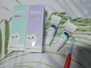 닥터데디스 안심저불소 키즈치약 (라즈베리, 청포도향 중 택 1) 60g +  여행용 미니 치약 15g — 5점을 준 리뷰어가 2022년 8월 올린 사용 사진