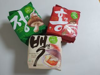 [풀무원] 자연은맛있다 정면, 백면, 홍면  세트 — 5점을 준 리뷰어가 2021년 4월 올린 사용 사진