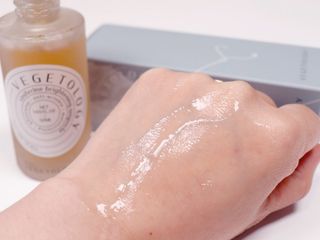 베지톨로지 비니페린 브라이트닝 앰플 — 5점을 준 리뷰어가 2022년 8월 올린 사용 사진