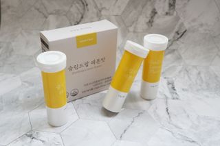 [슬림드랍 레몬맛] 건기식 다이어트 보조제 겸 비타민 — 4.5점을 준 리뷰어가 2022년 1월 올린 사용 사진