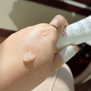 클림 9월 28일, 출시 손 세정의 번거로움을 없앤 핸드크림 — 5점을 준 리뷰어가 2021년 1월 올린 사용 사진