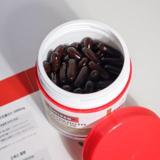 Swisse 스위스 고함량 프로폴리스 2,000mg 210정 — 5점을 준 리뷰어가 2021년 3월 올린 사용 사진