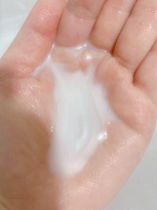 카프리나 프레쉬 산양밀크 어메이징 바디워시 500ml(오리지널향) — 4점을 준 리뷰어가 2023년 4월 올린 사용 사진