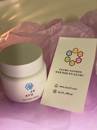 AYU25[아유트웬티파이브]다마스크로즈워터 베이스 천연 수분 촉촉 크림 — 5점을 준 리뷰어가 2021년 3월 올린 사용 사진