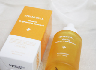 체르엠 스템앤셀 비타민 브라이트닝 에센스 30ml 1개 — 4.5점을 준 리뷰어가 2021년 9월 올린 사용 사진