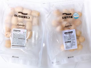 Dog&Ball 독앤볼 [Dog&Ball] 미니찹쌀볼도그 찹쌀치즈볼 — 5점을 준 리뷰어가 2021년 8월 올린 사용 사진