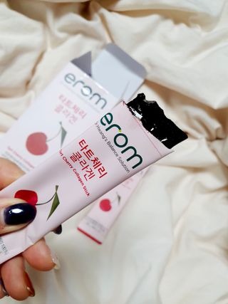 이롬 erom 타트체리 콜라겐 — 5점을 준 리뷰어가 2021년 4월 올린 사용 사진