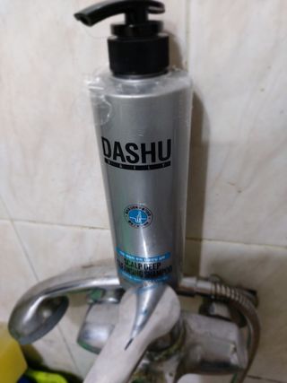 다슈코리아 다슈 데일리 두피 딥 클렌징 샴푸 500ml — 5점을 준 리뷰어가 2021년 2월 올린 사용 사진