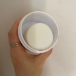 오투에니원 화이트 스완 갈락토미세스 비타민 C 필링 패드 60매 — 5점을 준 리뷰어가 2023년 1월 올린 사용 사진