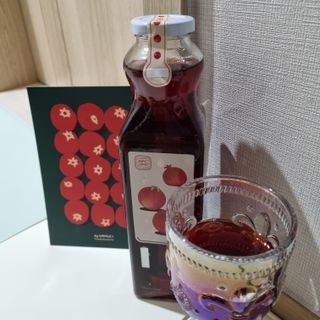 [바이윙클] 페르시아 유기농 석류 착즙주스 750ml 2병 + 선물박스 세트 — 4점을 준 리뷰어가 2022년 3월 올린 사용 사진