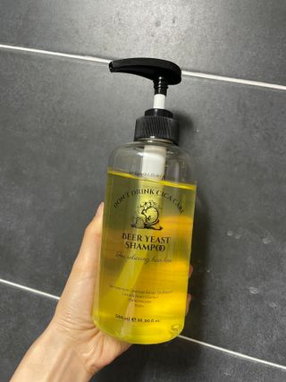 디어미어 맥주효모 샴푸 500ml — 5점을 준 리뷰어가 2022년 8월 올린 사용 사진
