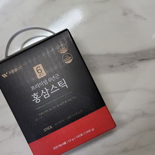 [푸름웰니스] 프리미엄 6년근 홍삼스틱 3mg x 100포 — 5점을 준 리뷰어가 2022년 4월 올린 사용 사진