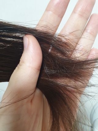 썸헤어 / SUMHAIR 썸헤어 프로틴 리치 머랭 트리트먼트 극손상모 전용 케어 — 4점을 준 리뷰어가 2021년 4월 올린 사용 사진