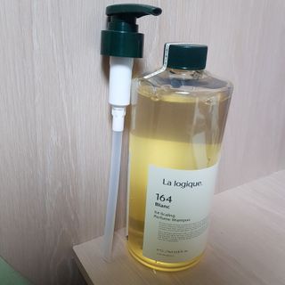 라로지크 X4 스케일링 퍼퓸 샴푸 1,000mℓ — 5점을 준 리뷰어가 2022년 1월 올린 사용 사진