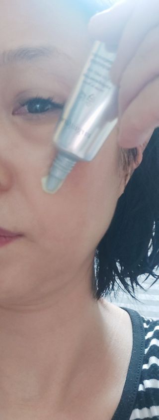 [NEW_버진팜스 깨죽크림] 쓱- 바르면 잡티가 사라지는 광/톤/결 비타민크림 — 4점을 준 리뷰어가 2021년 10월 올린 사용 사진