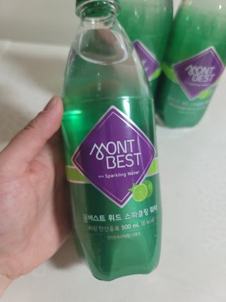 몽베스트 Montbest with Sparkling water Lime20병 — 5점을 준 리뷰어가 2022년 5월 올린 사용 사진