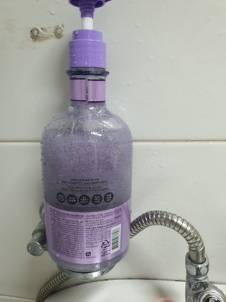 벨먼 내추럴스파 수분광채 스크럽 바디워시 600ml 5종 — 4.5점을 준 리뷰어가 2022년 5월 올린 사용 사진