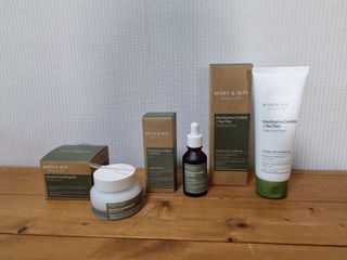 마리엔메이 센서티브 수딩 젤 크림 + 어성초 티트리 추출물 세럼 + 어성초 티트리 모공 클렌징 폼 — 5점을 준 리뷰어가 2021년 9월 올린 사용 사진