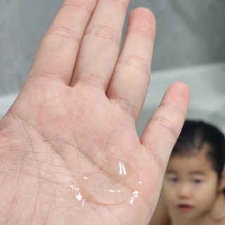 오투에니원 인컨보 바디 퍼퓸 샤워 젤 200ml — 5점을 준 리뷰어가 2023년 2월 올린 사용 사진