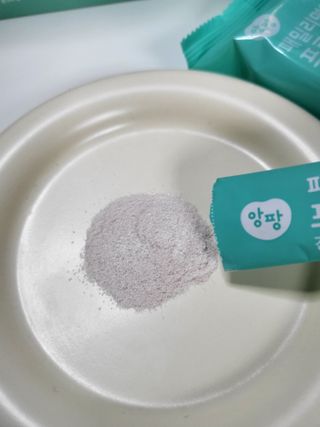 앙팡 패밀리면역 프로바이오틱스 2g x 100포 — 5점을 준 리뷰어가 2022년 10월 올린 사용 사진