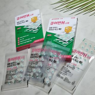 [큐어반H 스팟] 자외선 99프로 차단되는 스틱타입 스팟밴드(1팩 / 66매입) — 5점을 준 리뷰어가 2023년 1월 올린 사용 사진