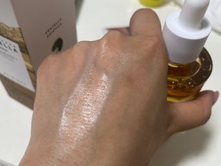 [스킨1004] 마다가스카르 센텔라 앰플 100ml — 4.5점을 준 리뷰어가 2024년 5월 올린 사용 사진