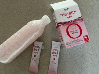 [음료수 대신 가능!]  빠르게 흡수되는 아임오 타먹는 콜라겐 1박스 — 5점을 준 리뷰어가 2023년 3월 올린 사용 사진