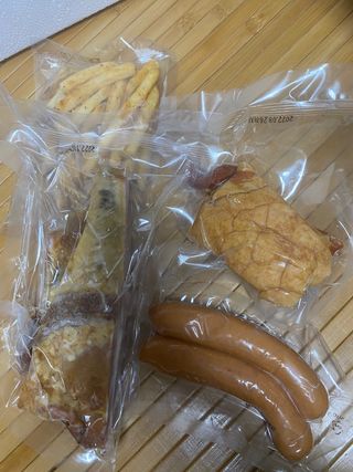 [테이스티나인] [레디잇x부루마불] 부어스트 바베큐 플래터 1000g — 4.5점을 준 리뷰어가 2022년 4월 올린 사용 사진