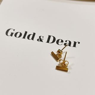[골드앤디어]14k 미니 스틱 바 귀걸이_3color — 4.5점을 준 리뷰어가 2021년 7월 올린 사용 사진