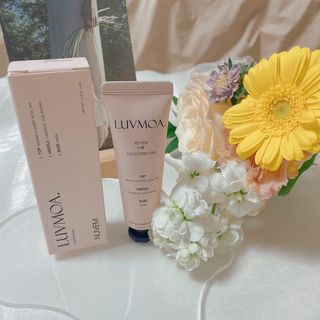 러브모아 향수 고체향수 승무원 고체향수 바르는 향수 니치향수 도손 우드세이지 앤 씨솔트 — 5점을 준 리뷰어가 2022년 11월 올린 사용 사진