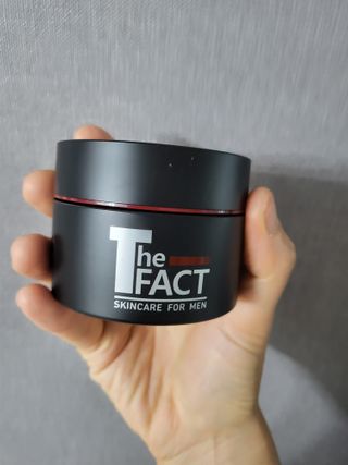 The Fact 더팩트 에스에프엔 브라이트닝 안티 링클 크림 50ml — 4.5점을 준 리뷰어가 2022년 7월 올린 사용 사진