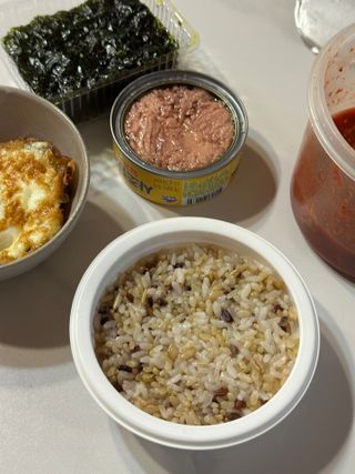 [구매평]양반 동원 양반 100밥 오미밥, 130g, 12개 — 5점을 준 리뷰어가 2025년 4월 올린 사용 사진