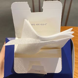 [올가드] 이염방지 세탁시트(100매입) 1BOX — 4점을 준 리뷰어가 2023년 2월 올린 사용 사진