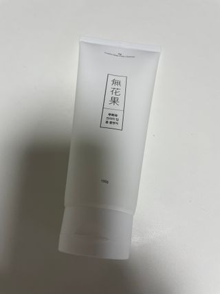 [베러오리진] 무화과 크리미 딥 폼 클렌저/피부 노폐물 & 미세먼지 99 세정 인증 민감성 피부 무자극 인증 — 5점을 준 리뷰어가 2021년 11월 올린 사용 사진