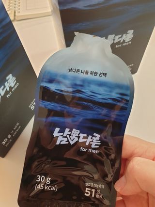 [남男다른] 남성건강 활력증진 혼합음료 홍상발효농축액 10포 x 2개 = 총20포 — 5점을 준 리뷰어가 2021년 9월 올린 사용 사진