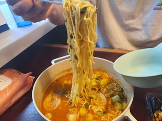 [풀무원] 자연은맛있다 정면, 백면, 홍면  세트 — 5점을 준 리뷰어가 2021년 4월 올린 사용 사진