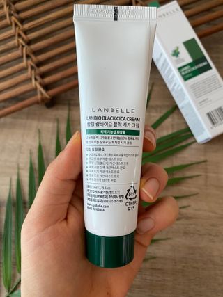 랑벨 랑바이오 블랙 시카 크림 50ml(블랙비 프로폴리스, 시카 4종, 판테놀 10 함유) — 5점을 준 리뷰어가 2022년 7월 올린 사용 사진