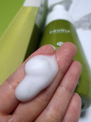 [후르디아] 아보카도 약산성 비건 여성 청결제 — 5점을 준 리뷰어가 2021년 12월 올린 사용 사진