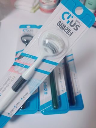 크리오 클리어스 혀백태제거 구취관리 혀클리너 — 5점을 준 리뷰어가 2021년 3월 올린 사용 사진