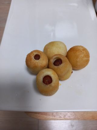 Dog&Ball 독앤볼 [Dog&Ball] 미니찹쌀볼도그 찹쌀치즈볼 — 5점을 준 리뷰어가 2021년 8월 올린 사용 사진