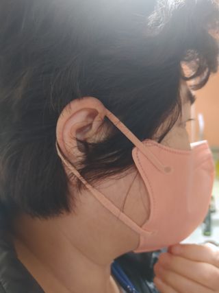 애니가드 셋업마스크 4컬러 각 10매입 [크리미베이지, 캐시미어로즈, 초콜렛브라운, 미드나잇네이비] — 4.5점을 준 리뷰어가 2022년 2월 올린 사용 사진